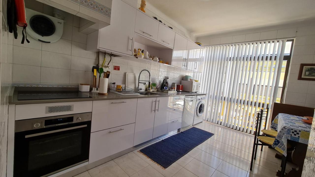Apartmento Praia Da Dona Ana Lagos Exteriér fotografie