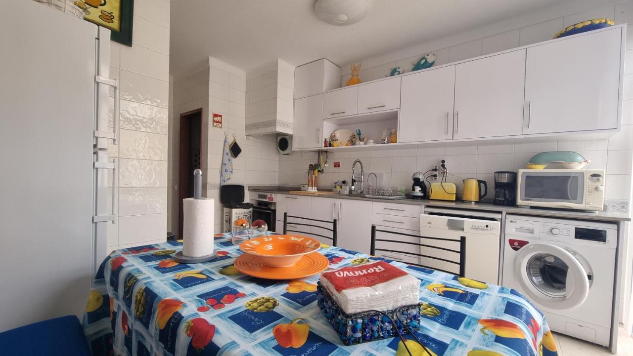 Apartmento Praia Da Dona Ana Lagos Exteriér fotografie