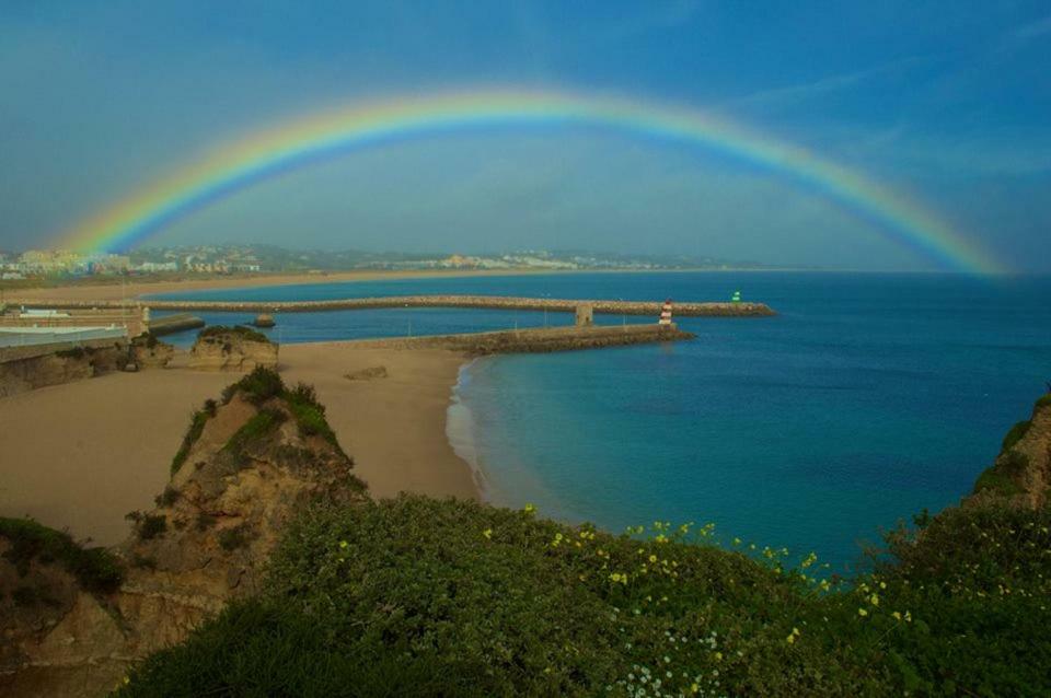 Apartmento Praia Da Dona Ana Lagos Exteriér fotografie
